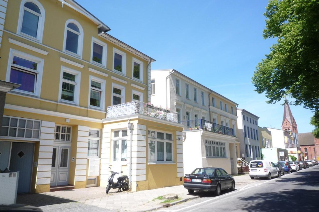 Apartment Warnesonne